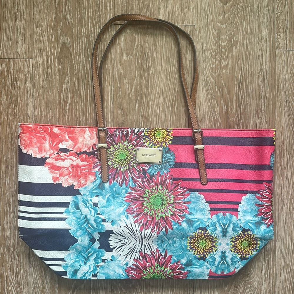 Nine West floral & stripe faux leather multi color summer tote bag - Picture 1 of 15